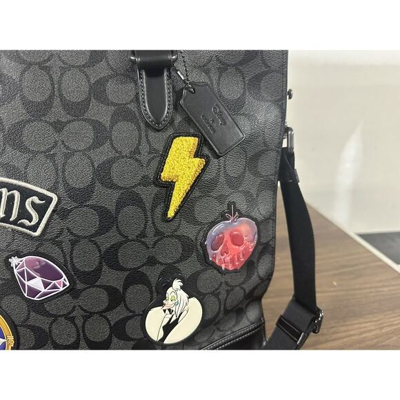 Coach Disney Graham Structured Tote Large Disney Villans Signature Canvas Black - Picture 4 of 16